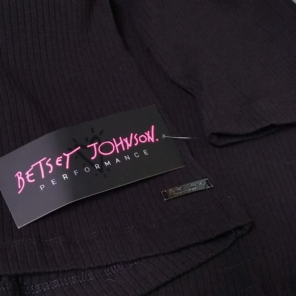 Betsey Johnson Performance Top - Picture 4 of 9